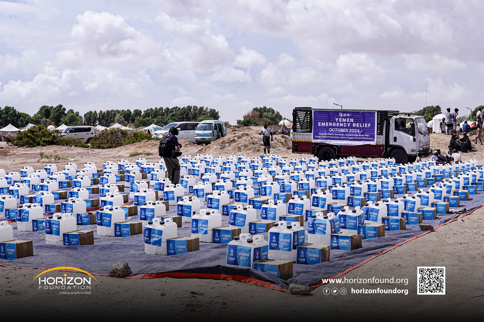 Distribution of health bags to the displaced in Aden